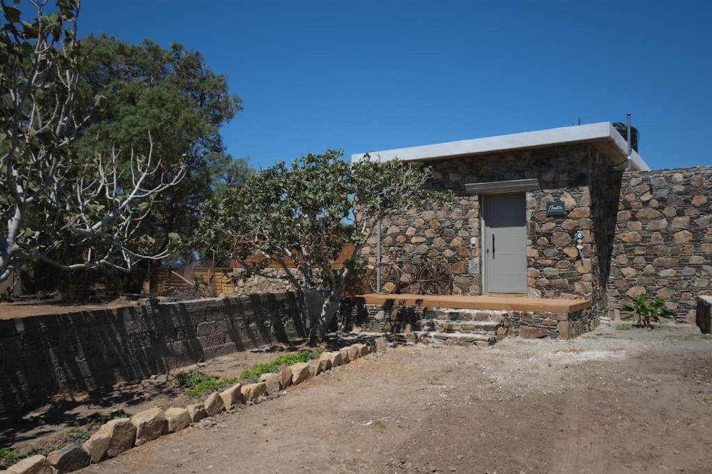 Mekia'S Beach House Livadia  Exterior photo